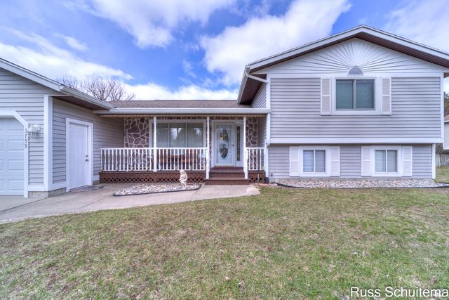 3759 W Fuller Drive, Fruitport Twp, MI 49444