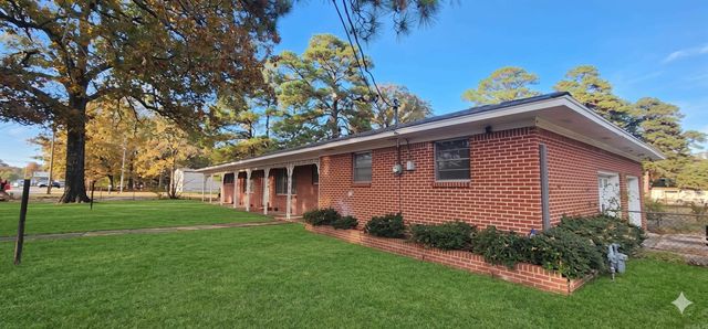 6313 Dollarway Road, White Hall, AR 71602