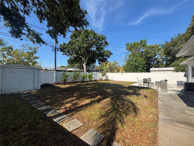 1138 51ST AVENUE N, St Petersburg, FL 33703