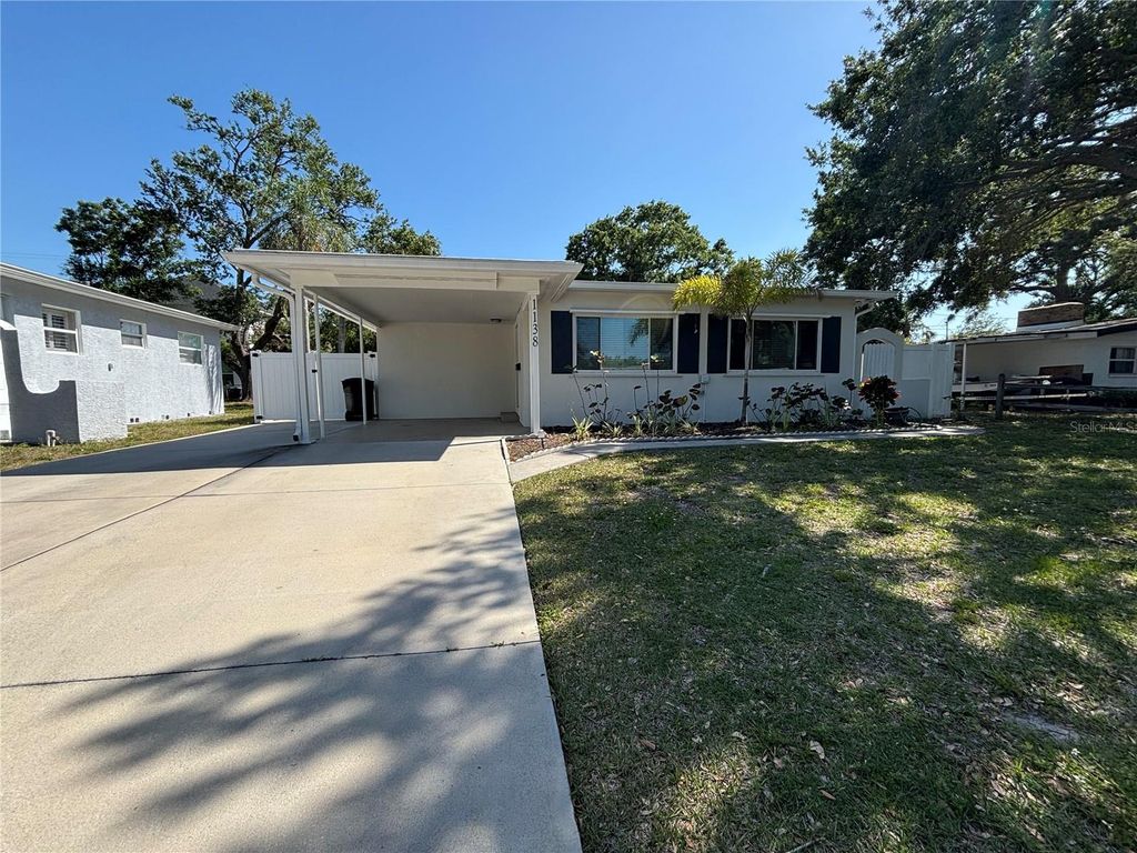 1138 51ST AVENUE N, St Petersburg, FL 33703