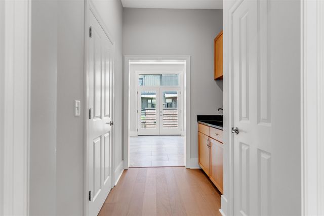 621 Denmark Dr Apt 201, Memphis, TN 38103