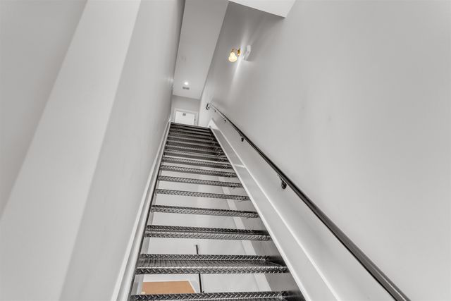 621 Denmark Dr Apt 201, Memphis, TN 38103