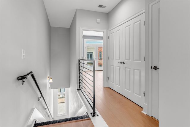 621 Denmark Dr Apt 201, Memphis, TN 38103