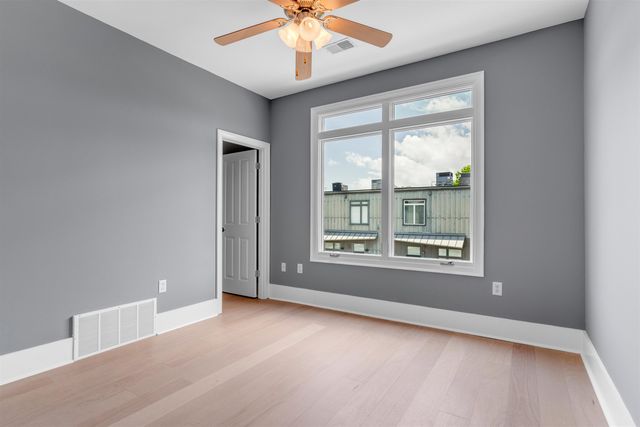 621 Denmark Dr Apt 201, Memphis, TN 38103