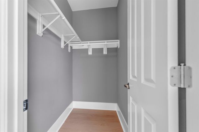 621 Denmark Dr Apt 201, Memphis, TN 38103