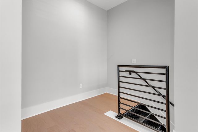 621 Denmark Dr Apt 201, Memphis, TN 38103