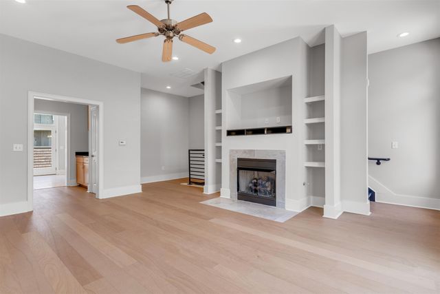 621 Denmark Dr Apt 201, Memphis, TN 38103