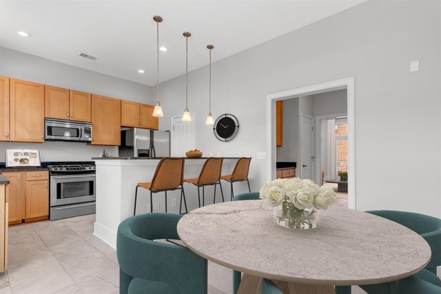 621 Denmark Dr Apt 201, Memphis, TN 38103