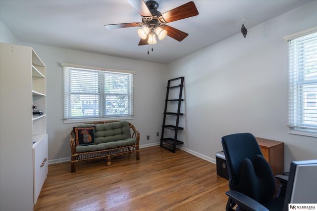 931 Fawn Parkway, Omaha, NE 68154