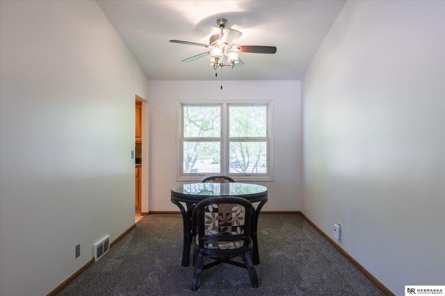 931 Fawn Parkway, Omaha, NE 68154