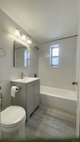 111-05 66th Avenue 2B, Forest Hills, NY 11375