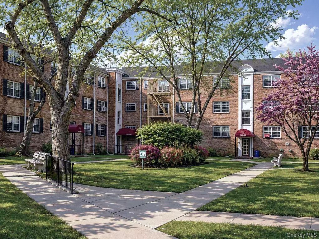 111-05 66th Avenue 2B, Forest Hills, NY 11375
