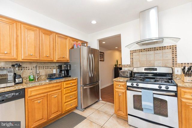 6463 GILDAR ST, Alexandria, VA 22310