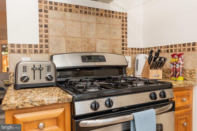 6463 GILDAR ST, Alexandria, VA 22310