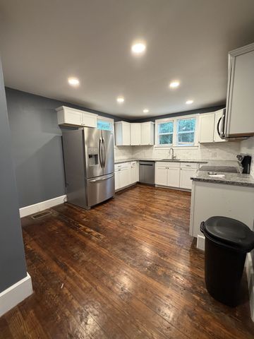 1018 N Maple St, Murfreesboro, TN 37130