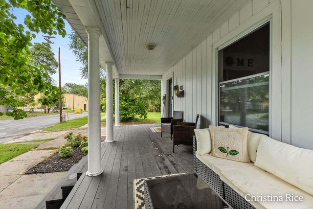 403 E Cass Street, Greenville, MI 48838