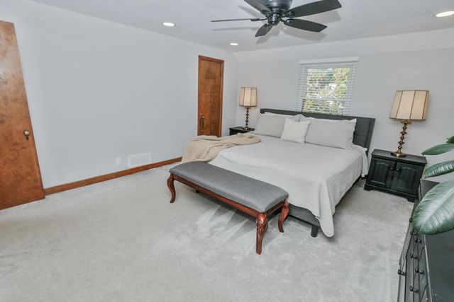 2441 Berwick Boulevard, Columbus, OH 43209