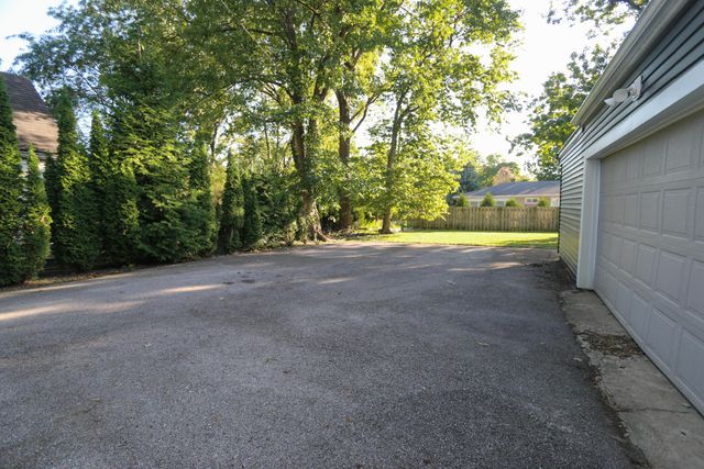 2441 Berwick Boulevard, Columbus, OH 43209