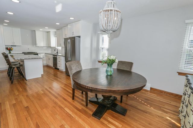 2441 Berwick Boulevard, Columbus, OH 43209