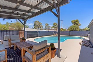 5611 E Copper Street, Tucson, AZ 85712
