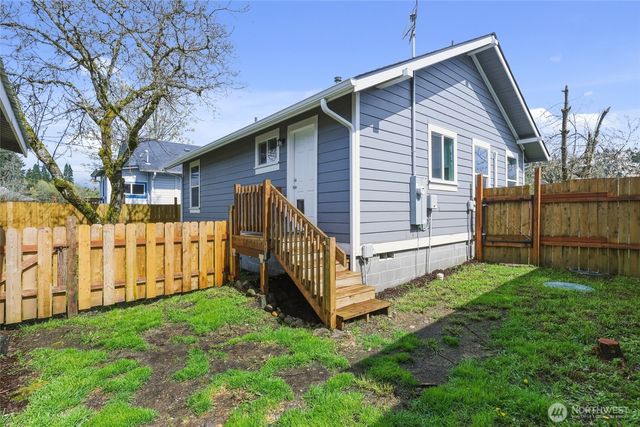 305 Market Street N, Bucoda, WA 98530