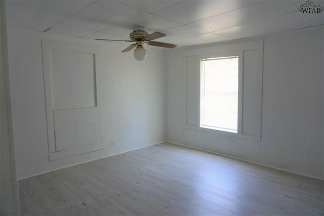 503 E SOUTH DRIVE, Henrietta, TX 76365