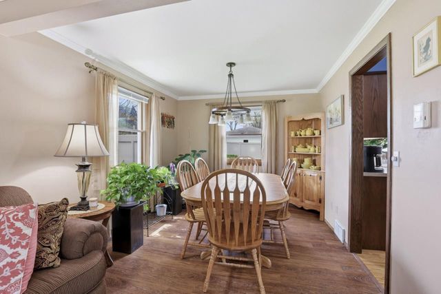 2511 S CARPENTER STREET, Appleton, WI 54915