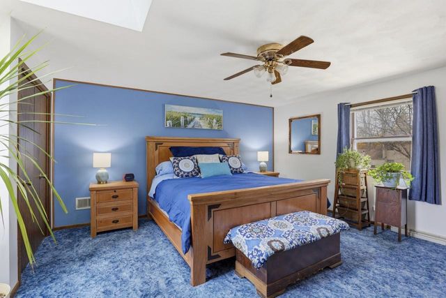 2511 S CARPENTER STREET, Appleton, WI 54915
