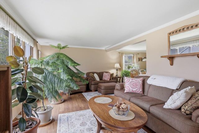 2511 S CARPENTER STREET, Appleton, WI 54915