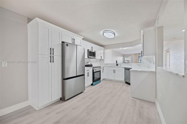 7641 Granville Dr 209, Tamarac, FL 33321