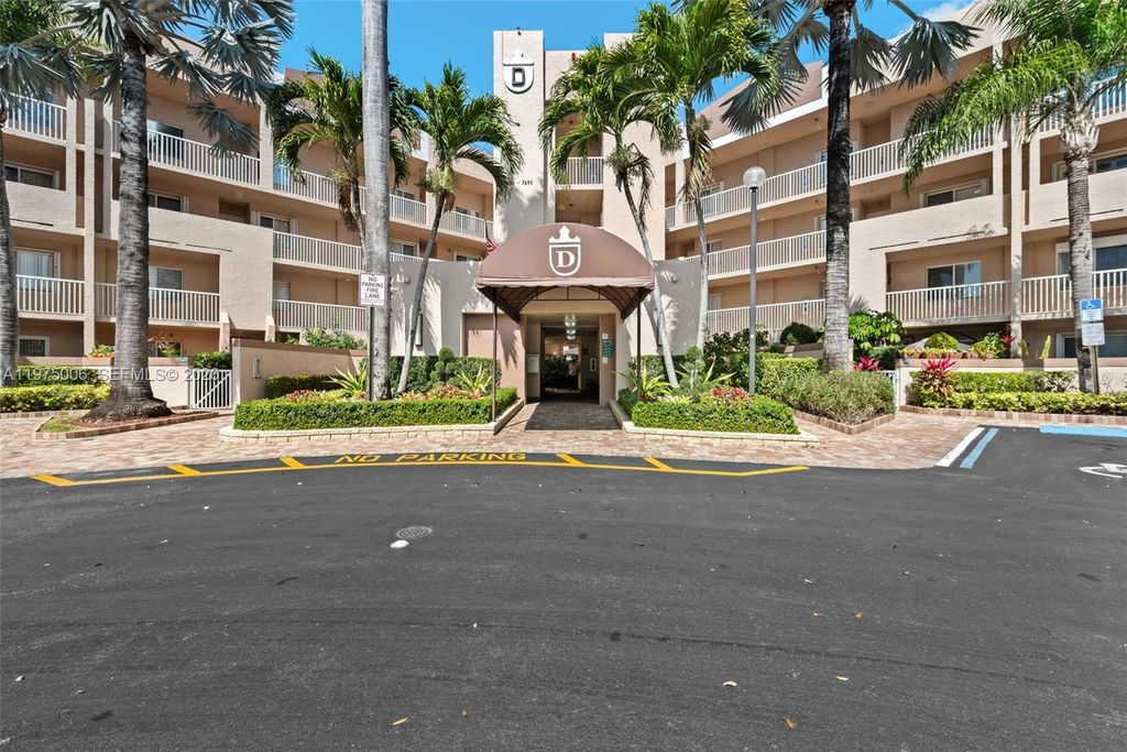 7641 Granville Dr 209, Tamarac, FL 33321