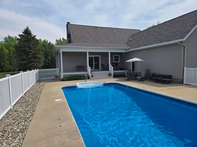 9660 Brandon Road, Avoca, MI 48006