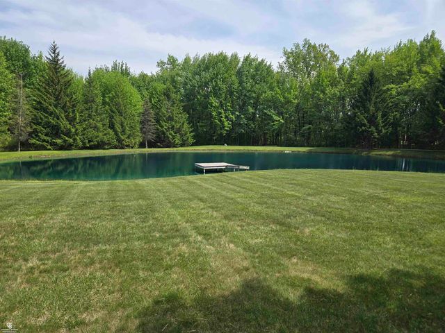 9660 Brandon Road, Avoca, MI 48006