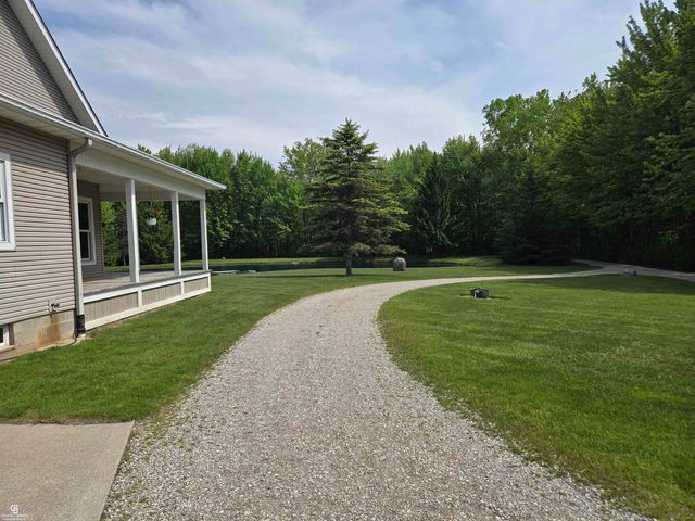 9660 Brandon Road, Avoca, MI 48006