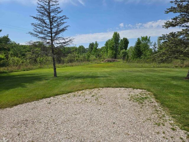 9660 Brandon Road, Avoca, MI 48006