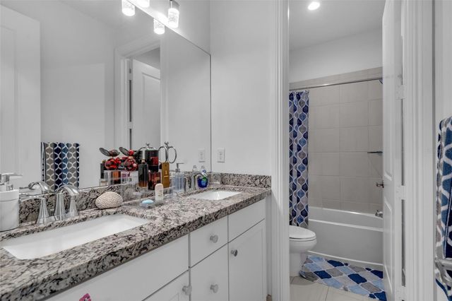 11778 SW 13TH LANE, Pembroke Pines, FL 33025