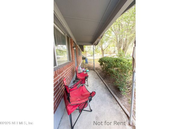 7584 RABORN Lane, Jacksonville, FL 32210