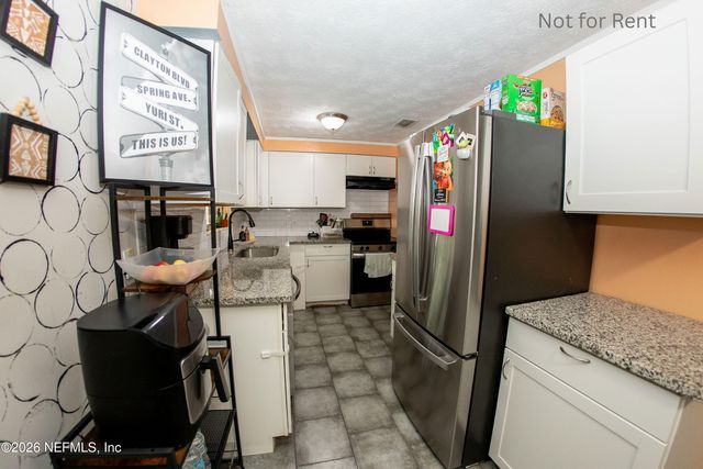 7584 RABORN Lane, Jacksonville, FL 32210