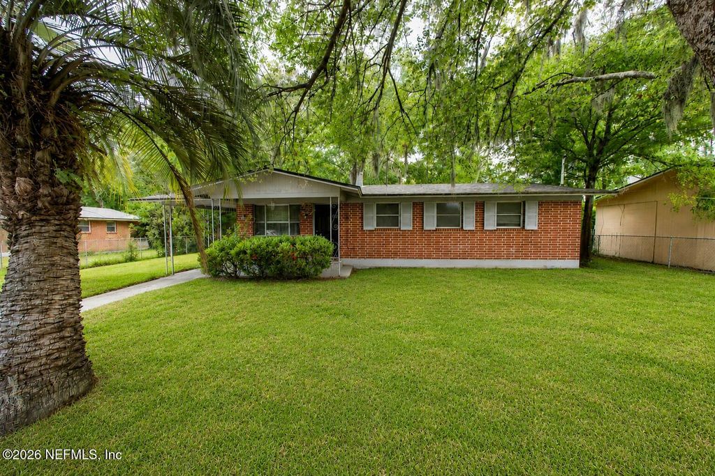 7584 RABORN Lane, Jacksonville, FL 32210