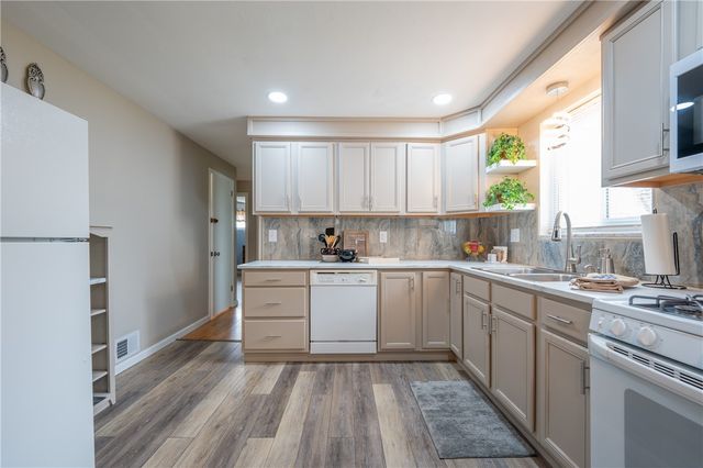 4974 State Route 982, Derry Twp, PA 15650