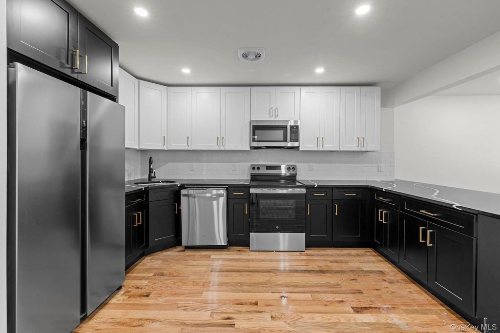 990 E 56th Street, Brooklyn, NY 11234 — photo 3