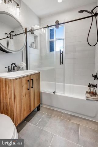 761 KENNEDY ST NE, Washington, DC 20011