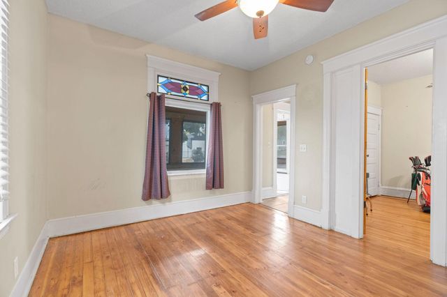 952 Western Avenue N, Saint Paul, MN 55117