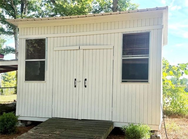 4429 McBrayer Road, Flowery Branch, GA 30542