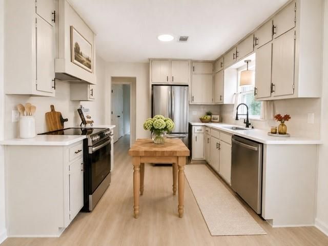 4429 McBrayer Road, Flowery Branch, GA 30542