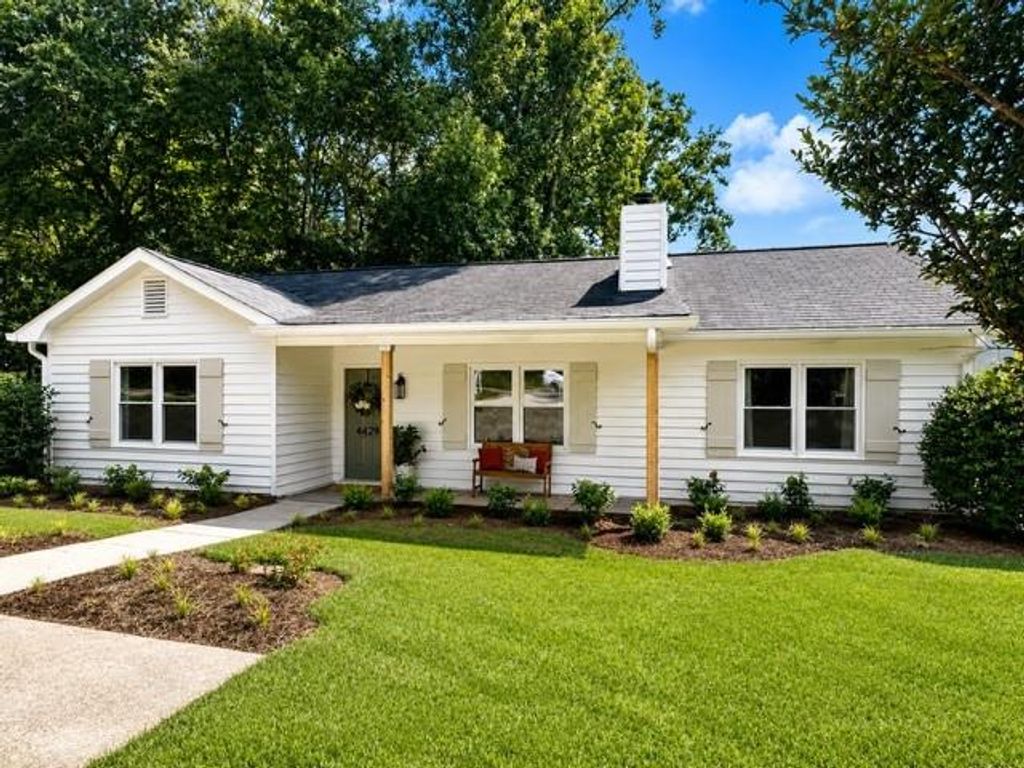 4429 McBrayer Road, Flowery Branch, GA 30542