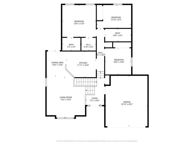 913 Ashford NE, Cedar Rapids, IA 52402