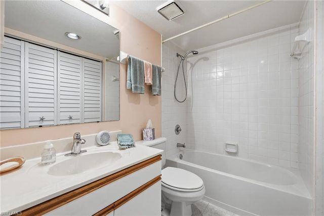 4121 Lorene DR 103, Estero, FL 33928