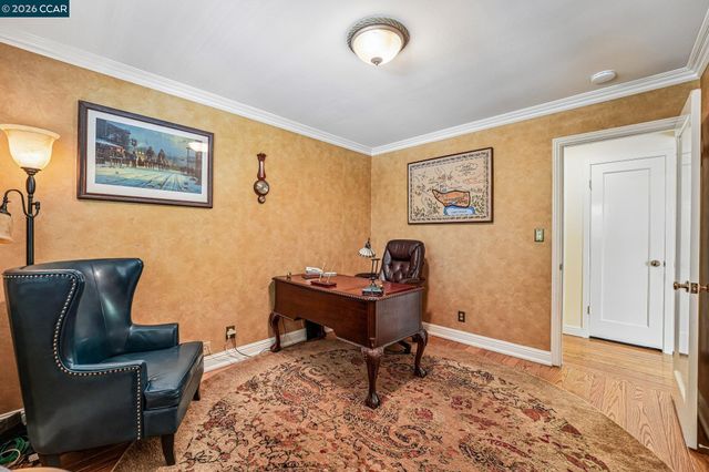 340 Donald Dr, Moraga, CA 94556