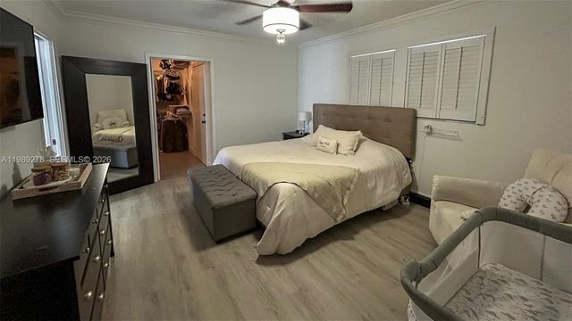 15720 SW 87th Ct, Palmetto Bay, FL 33157